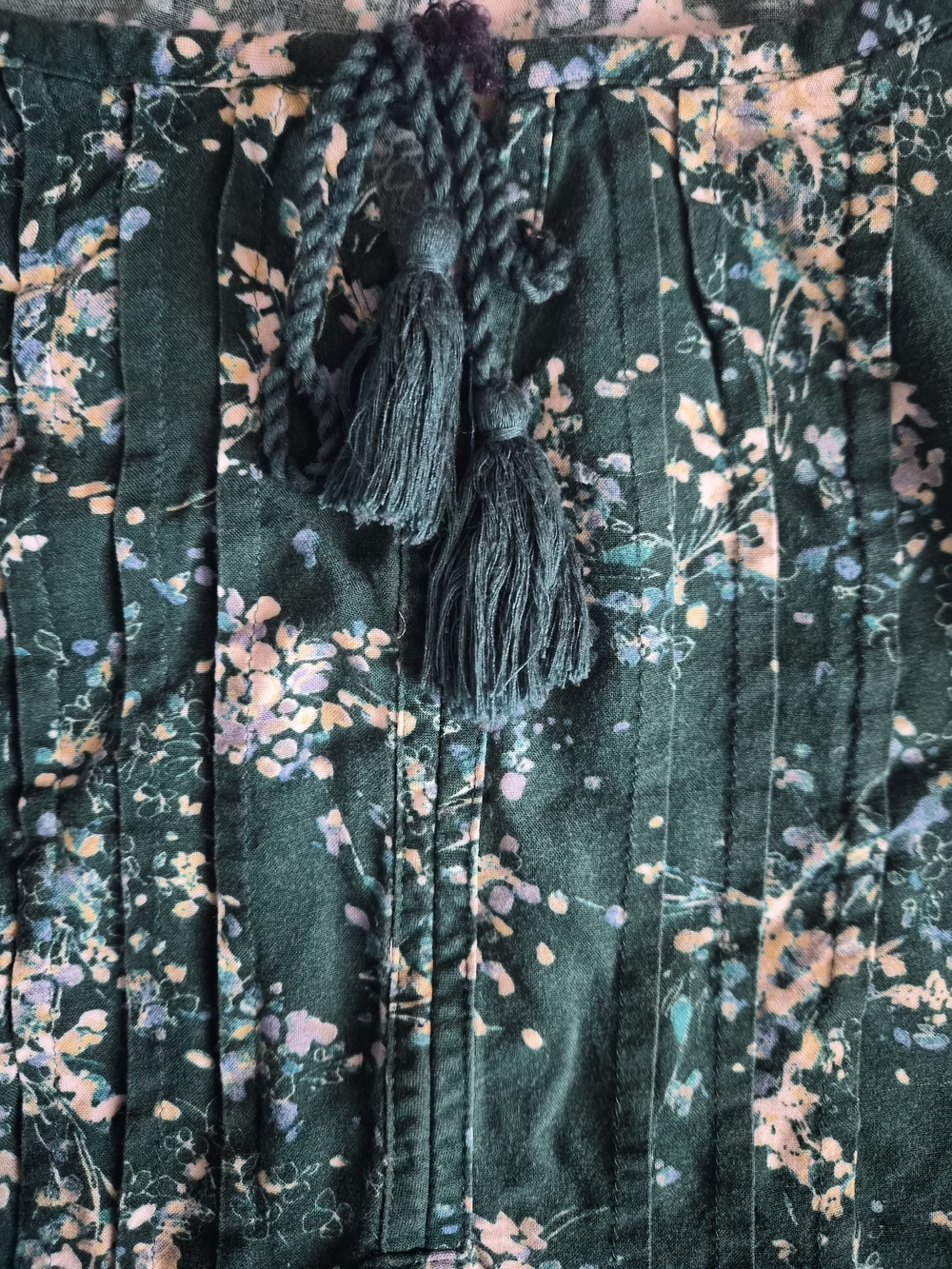 Sonoma Dark Green Floral Pintuck Blouse with Tassel Tie